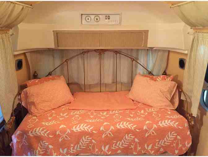 Enjoy 2 nights @ 5 STAR Smith Lake AIR STREAM  Crane Hill, Al + $100 FOOD CREDIT