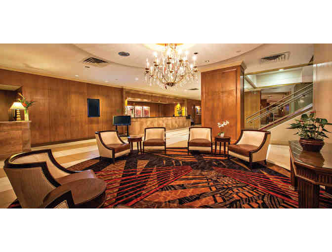 Enjoy 3 nights 3.5 STAR @ Wyndham Grand Pittsburgh Downtown, PA + $200 Food Credit