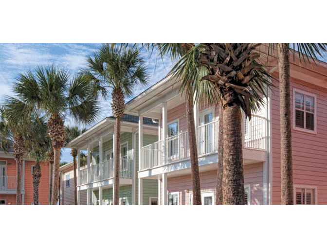 Enjoy 3 nights 4.5 STAR@ Wyndham Beach Street Cottages,Destin, FL +$300 Food & Play Credit