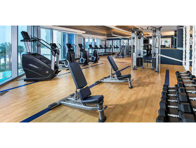 Enjoy 3 nights 4.5 STAR @ Wyndham Clearwater Beach Resort, FL + $300 Food & Play Credit