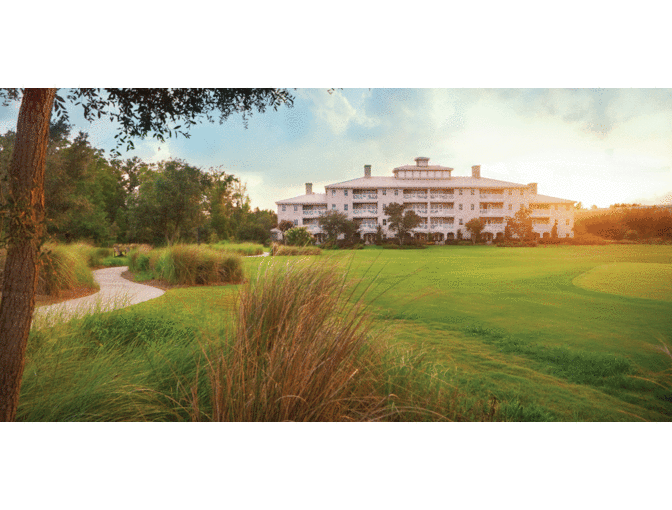 Enjoy 3 nights 4.5 STAR @ Wyndham Dye Villas at Myrtle Beach, SC + $300 Food & Play Credit