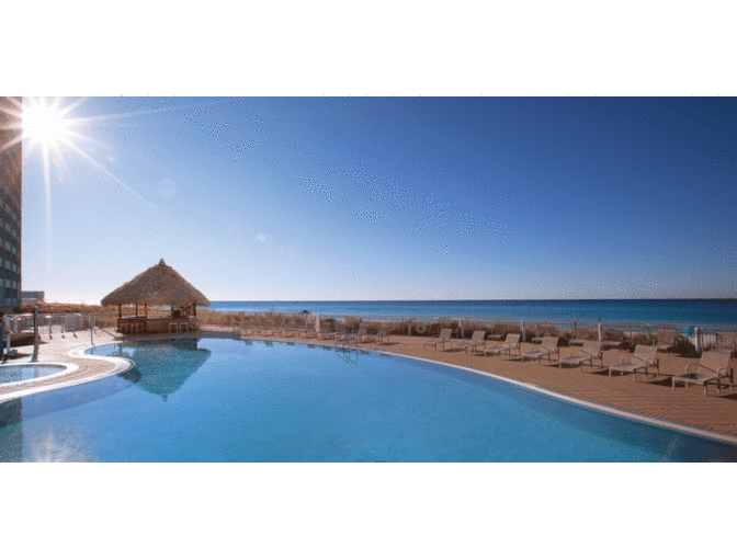 Enjoy 3 nights 4 STAR@ Wyndham Vacation Resorts Panama City Beach +$300 Food & Play Credit