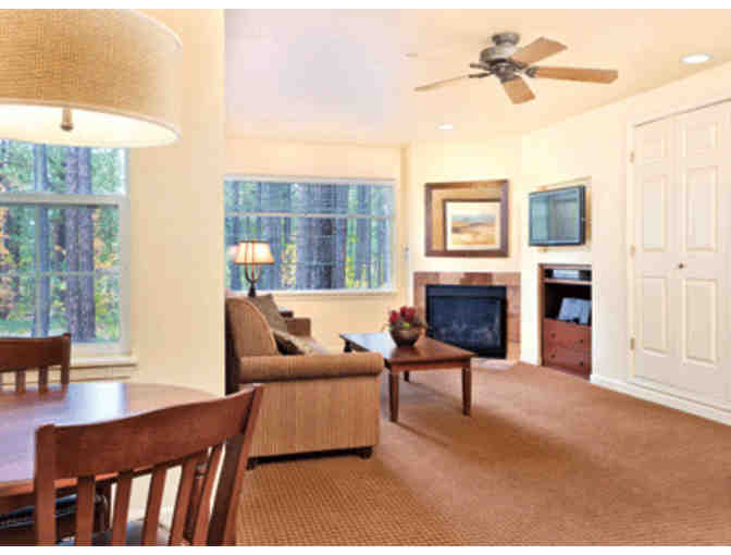 Enjoy 4 nights @ 2 BEDROOM Luxury Condo Pinetop Arizona 4.3 star + $100 Food Credit