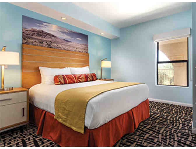 Enjoy 4 nights 3 bed LUXE condo on Terra Lago Golf Course Indio, Ca + $100 FOOD