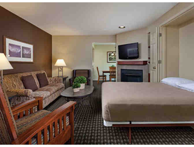 Enjoy 4 nights @ Luxury 2 bed CONDO Yosemite Bass Lake, Ca + $200 Food Credit
