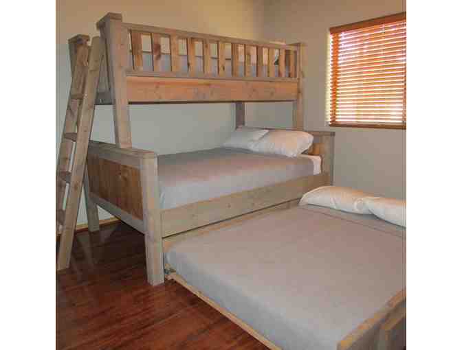 Enjoy 4 night stay luxury cabin Pinetop, Az + MORE!!