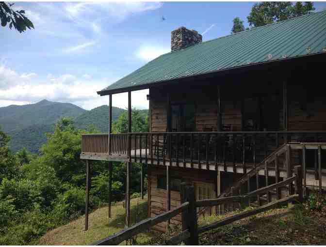 Enjoy 4 nights @ TRI LEVEL MTN 3 bed HOME Canton, NC 4.7 star reviews + $200 FOOD CREDIT