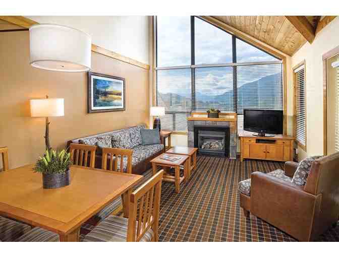 Enjoy 4 nights Whistler, Brisitsh Columbia Luxury 2 bedroom CONDO + $200 FOOD