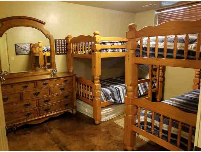 Enjoy 5 nights Luxury 9 BED 9100sq ft CABIN Garden City, UTAH + $200 FOOD CREDIT
