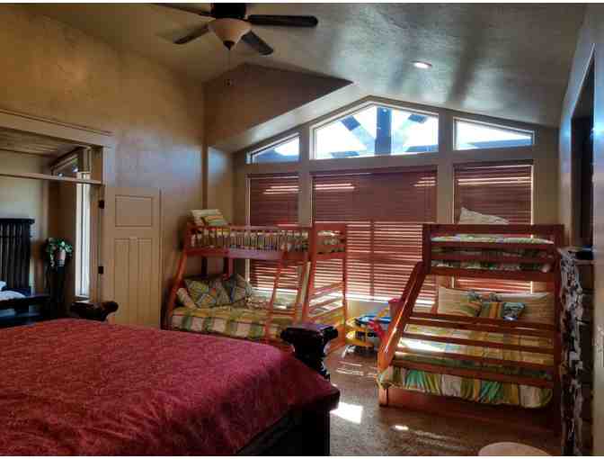 Enjoy 5 nights Luxury 9 BED 9100sq ft CABIN Garden City, UTAH + $200 FOOD CREDIT