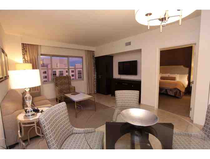 Enjoy 7 nights @ 4.4 star Grandview At Las Vegas 1 bed + $100 FOOD Credit