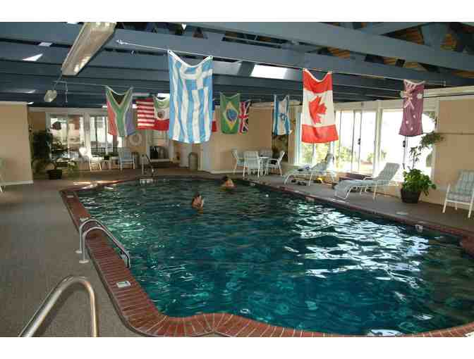 Enjoy 7 nights @ 4.4 star Pier 7 Condominiums South Yarmouth, MA + $100 FOOD Credit