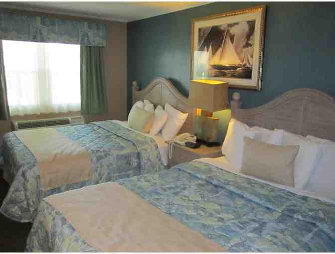Enjoy 7 nights @ 4.4 star Pier 7 Condominiums South Yarmouth, MA + $100 FOOD Credit