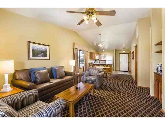 Enjoy 7 nights @ 4 star Wyndham Pagosa Springs 1 bed + $100 FOOD