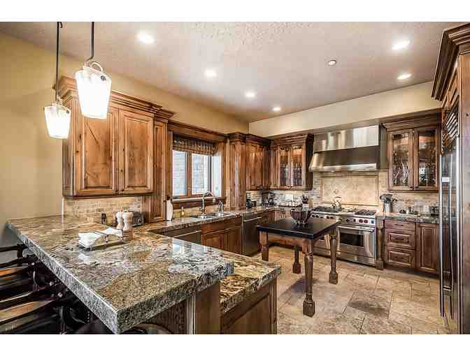 Enjoy 7 nights @ 5 bed LUXURY Blacktail Lodge Deer Valley, Utah + $100 FOOD