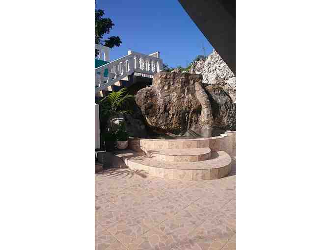 Enjoy 7 nights @ Gorgeous 6 Bdrm Negril, Jamaican Villa Pool and CHEF + $200 FOOD CREDIT