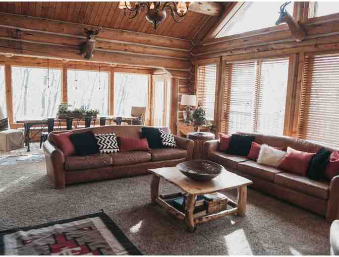 Enjoy 7 nights LUXURY 3400sq ft Sundance, Utah Cabin + $200 Food Credit
