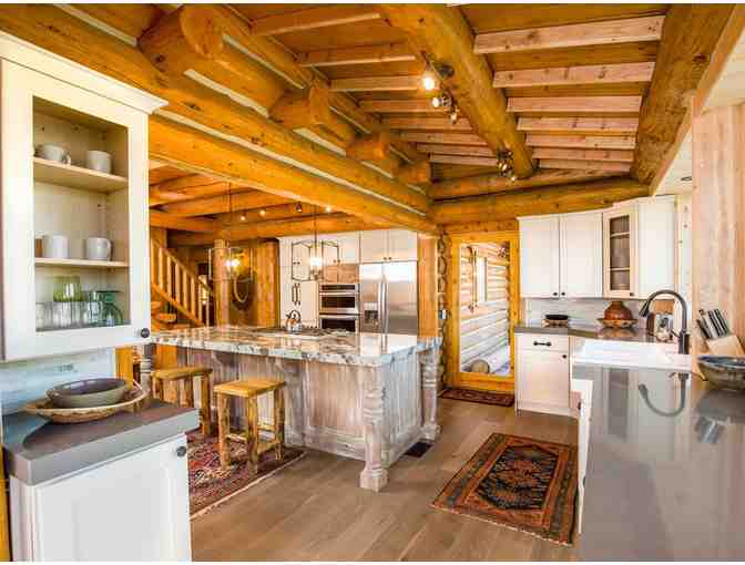 Enjoy 7 nights LUXURY 3400sq ft Sundance, Utah Cabin + $200 Food Credit