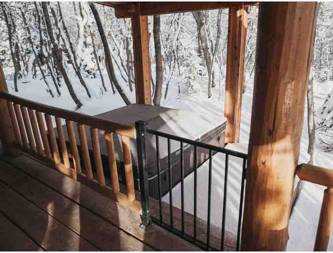 Enjoy 7 nights LUXURY 3400sq ft Sundance, Utah Cabin + $200 Food Credit
