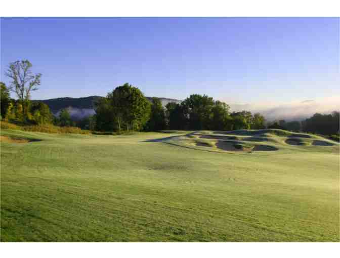 Enjoy Golf for 4 @ The Club At River Oaks Sherman,CT + $100 FOOD Credit