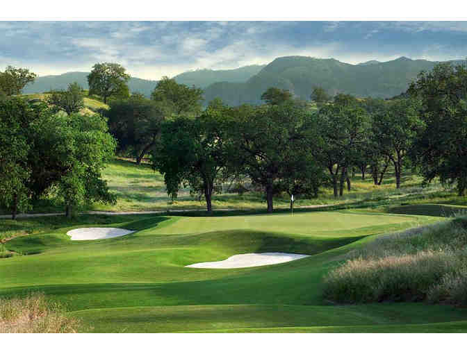 Enjoy Golf for 4 @ The Oaks Club at Valencia,Ca + $100 Food Credit