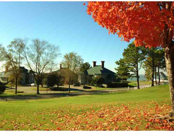 Enjoy Kingsmill Resort & Golf Club for 4 Williamsburg, VA + $100 Food Credit