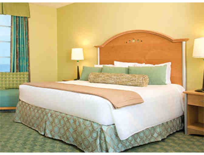 Stay & Eat Package! 3 Nights Luxury Condo @ Ocean Walk Daytona Beach, FL 4.5 star