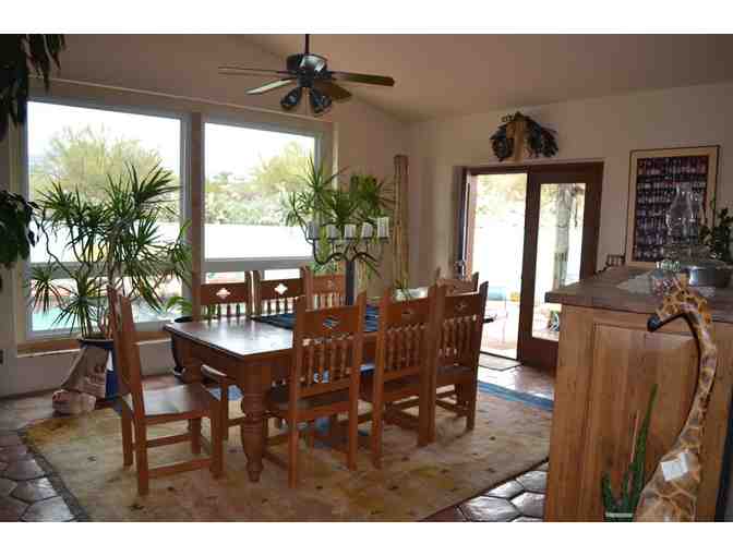 Enjoy 5 nights @ Casa Blanca Pueblo 3bed luxe home Tucson, Az + $100 FOOD