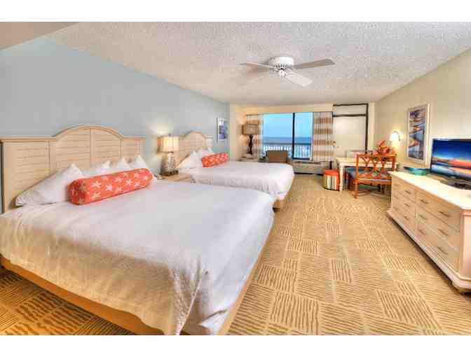 Enjoy 3 nights Daytona Beach @ Bahama House 4 STAR + $100 FOOD Valued $685
