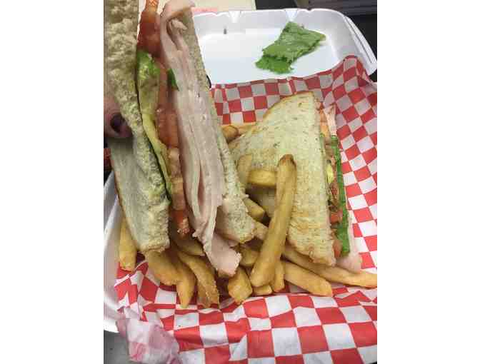 Enjoy $100 Hop Stop Diner, Glendale, Arizona + $200 BONUS Food Credit