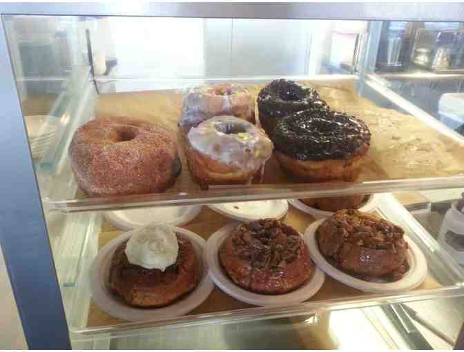 Enjoy $100 Jewel's Bakery and Cafe, Phoenix, Arizona + $200 BONUS Food Credit