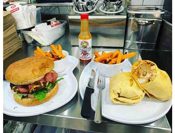 Enjoy $100 Muscle Maker Grill, Peoria, Arizona + $200 BONUS Food Credit