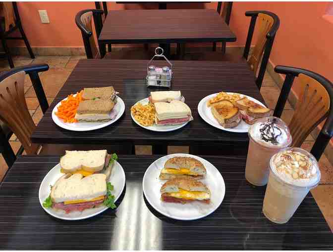 Enjoy $100 Pony Express Cafe, Scottsdale, Arizona + $200 BONUS Food Credit