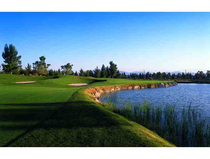 Enjoy foursome Desert Pines Golf Club Las Vegas, NV + $200 Food Credit