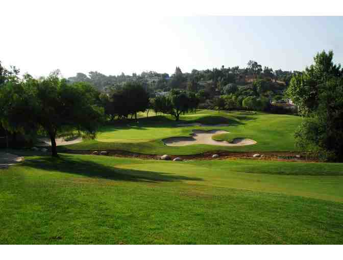 Enjoy foursome Los Coyote Hills Golf Club, Fullerton, CA + $200 Food Credit