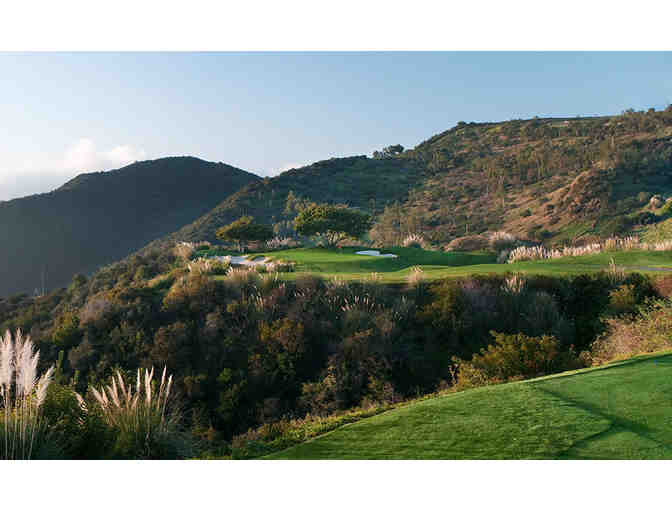 Enjoy foursome Mountain Gate Country Club Los Angeles, CA + $200 Food Credit