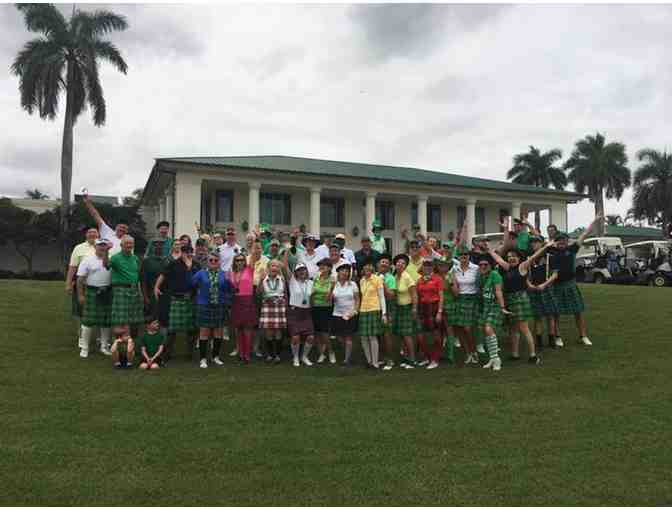 Enjoy foursome Weston Hills Country Club Weston, FL + $200 Food Credit