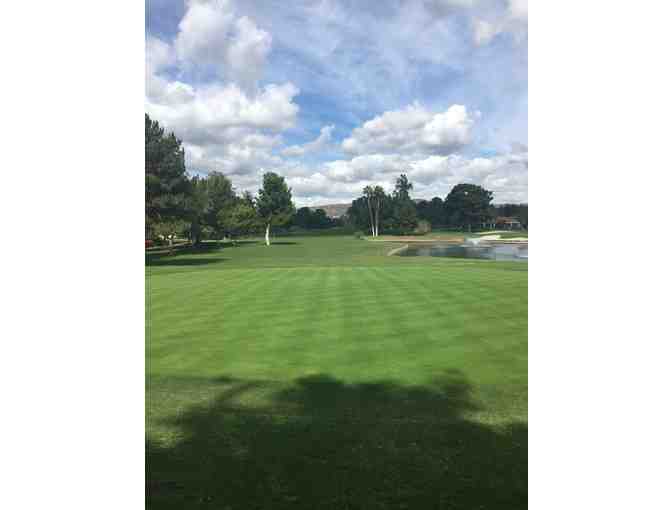 Enjoy foursome Yorba Linda Country Club Yorba Linda, CA + $200 Food Credit