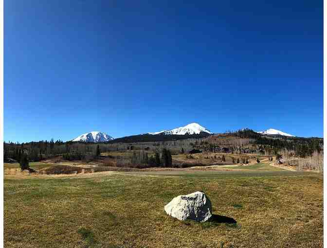 Enjoy Golf for 4 @ Raven Golf Club At Three Peaks Silverthorne,Co + $100 Food Credit