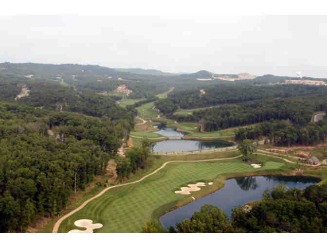 Ultimate Branson Golf Getaway! Branson Hills Golf Club + 3 nights Luxury Condo + $200 Food