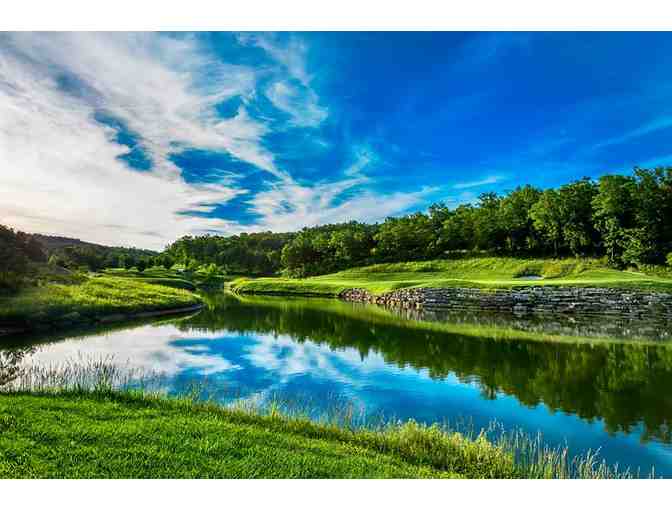 Ultimate Branson Golf Getaway! Branson Hills Golf Club + 3 nights Luxury Condo + $200 Food