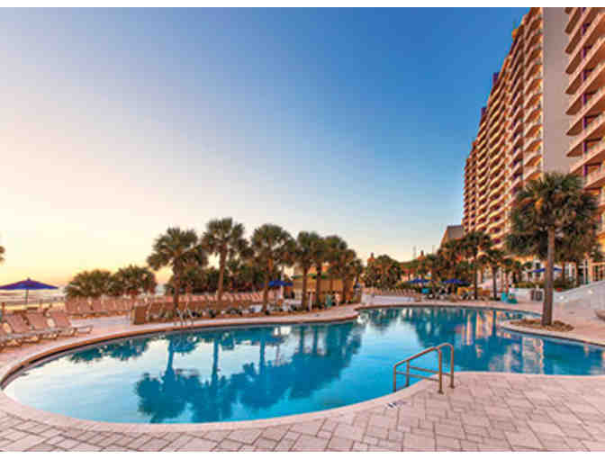 Ultimate Daytona Beach Golf Getaway! Grand Haven Golf Club + 3 night LUXE CONDO + FOOD!