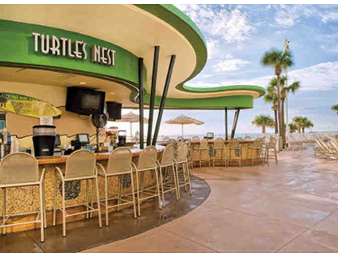 Ultimate Daytona Beach Golf Getaway! Grand Haven Golf Club + 3 night LUXE CONDO + FOOD!