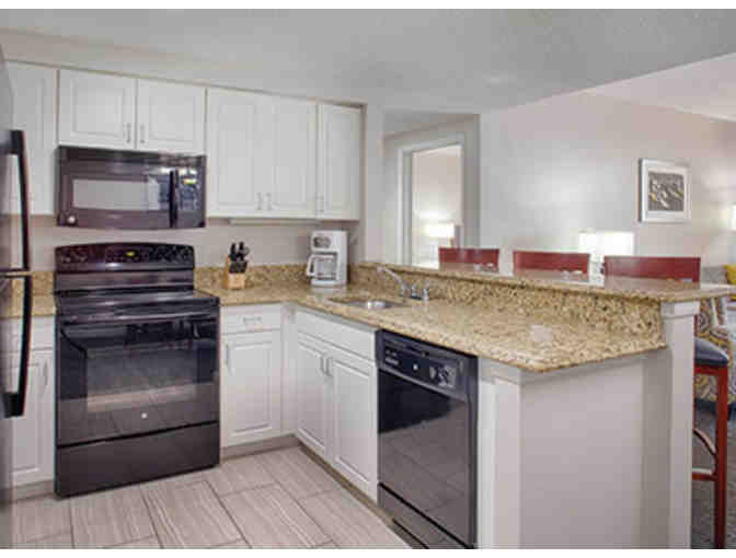 Ultimate Daytona Beach Golf Getaway! Grand Haven Golf Club + 3 night LUXE CONDO + FOOD!