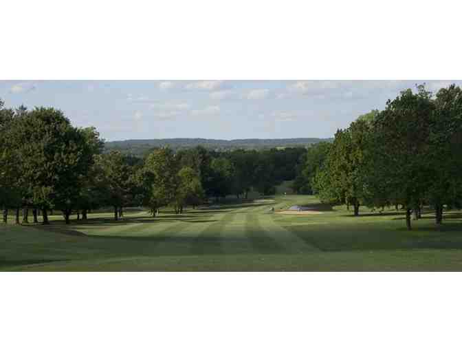 Ultimate Kentucky GOLF Getaway! Bowling Green Country Club + 3 nights BnB + $200 FOOD
