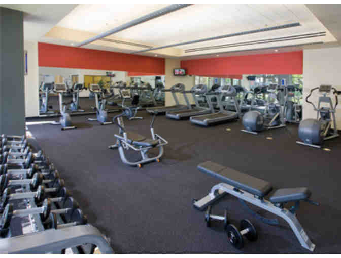 Ultimate Los Angeles, California GOLF VACAY! Chester Washington Golf Course + 3 nights!