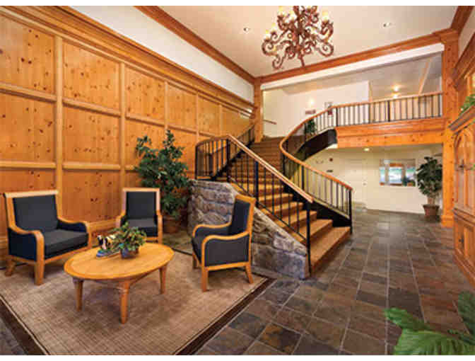 Ultimate Oklahoma Golf Getaway! Golf Club of Oklahoma + 3 nights LUXE Condo + $200 Food