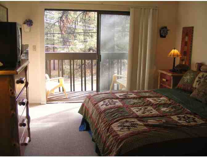 Enjoy 5 nighs @ The All Pine Inn 4 bed cabin Wrightwood, CA + $200 Food Credit