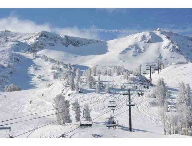 Enjoy 7 nights @ LUXURY 2 bedroom Mammoth Lakes, CA + $200 FOOD
