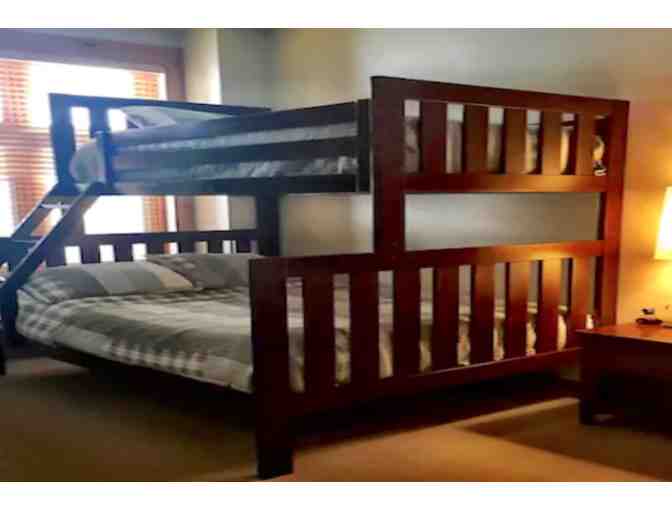 Enjoy 7 nights @ LUXURY 2 bedroom Mammoth Lakes, CA + $200 FOOD